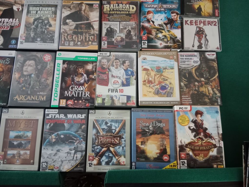 Stare gry pudełkowe na pc, im więcej kupisz tym taniej
