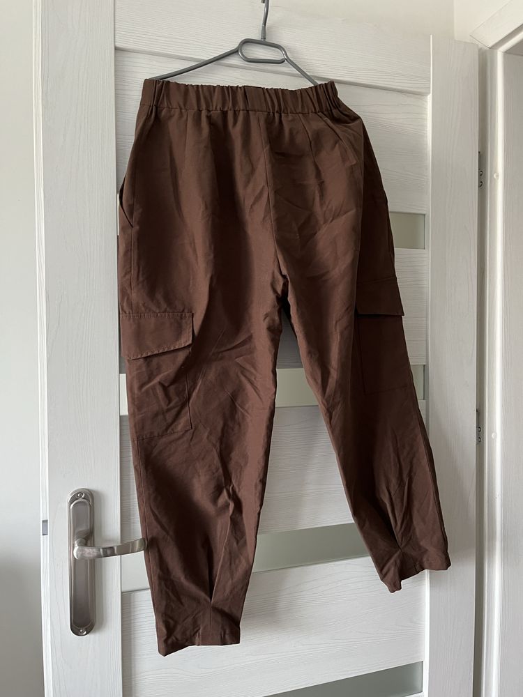 Spodnie cargo Purpura