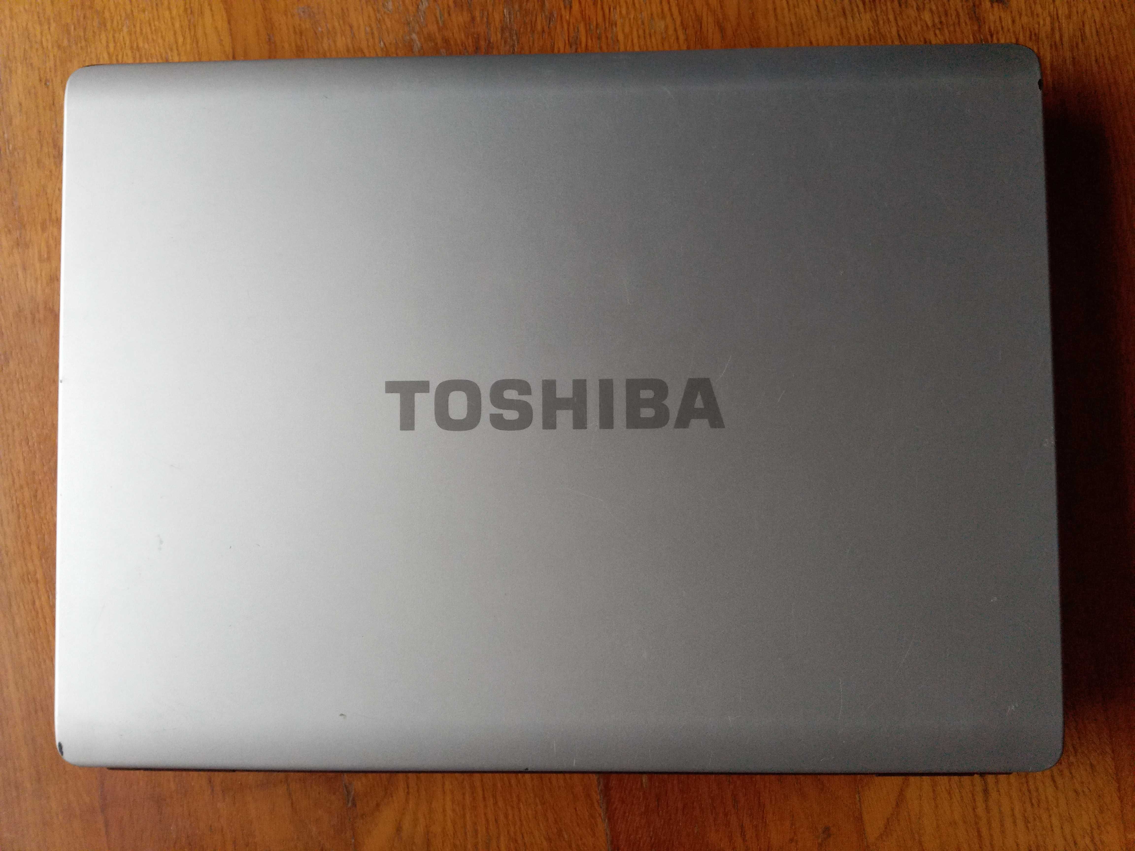 надежный ноутбук Toshiba в хорошем состоянии для учебы, работы и т. д.