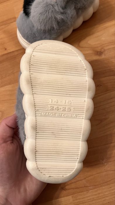 Дитячі тапки-зайчики