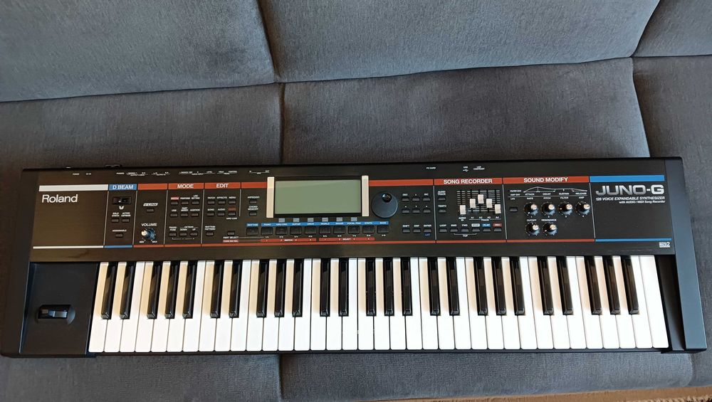 Roland Juno G stan perfekcyjny