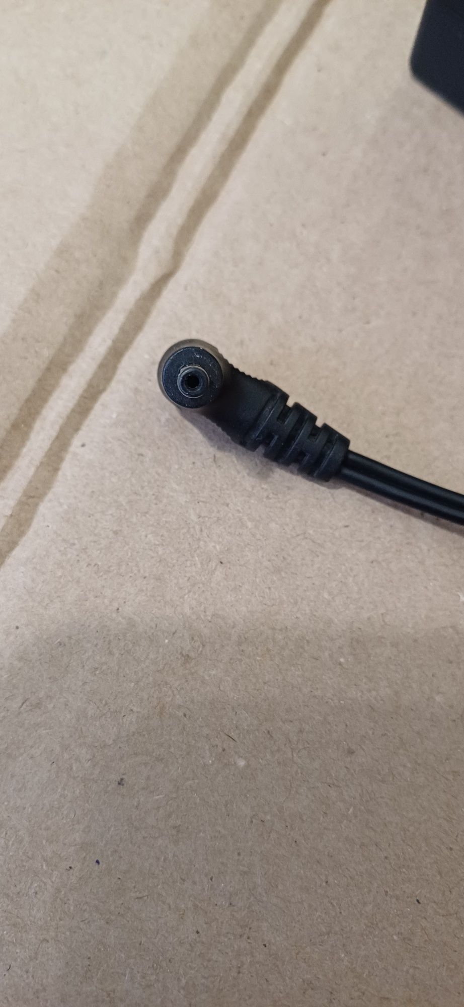 Зарядное устройство для ноутбука Lenovo 5V 4A 20W 3.5*1.35