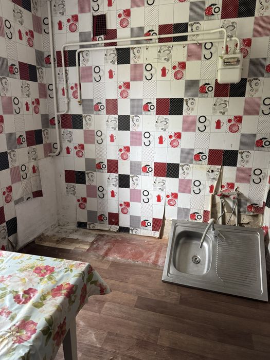 Здам 2 вух комнатную квартиру