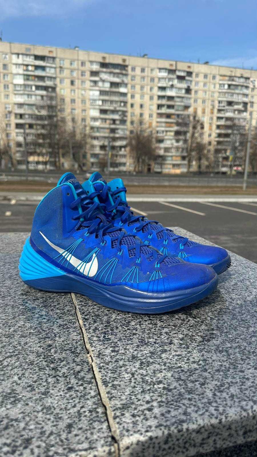 #2819 Nike HyperDunk 2013 [US 13 |31 cm]