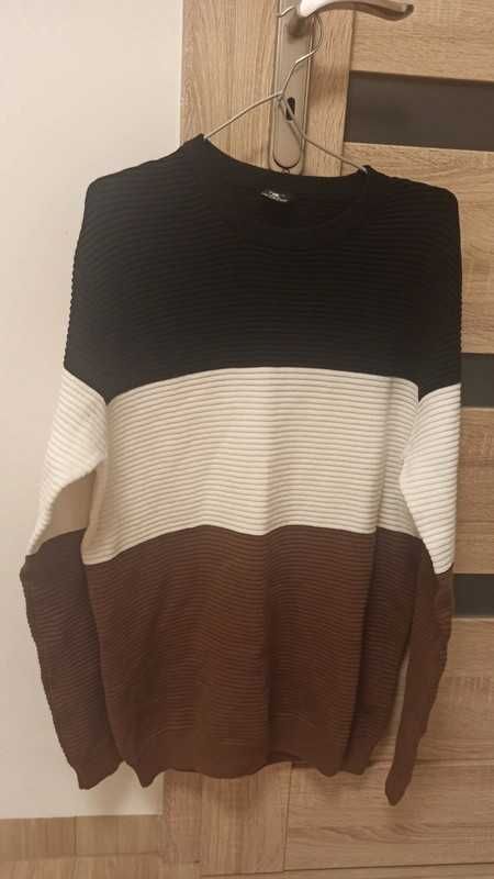 Nowy męski sweter w paski XL/2XL