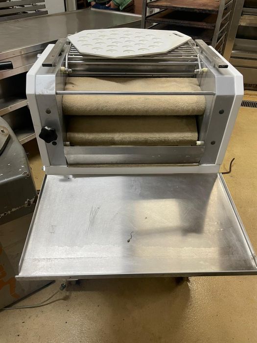 Maquinas de padaria / pastelaria para venda…