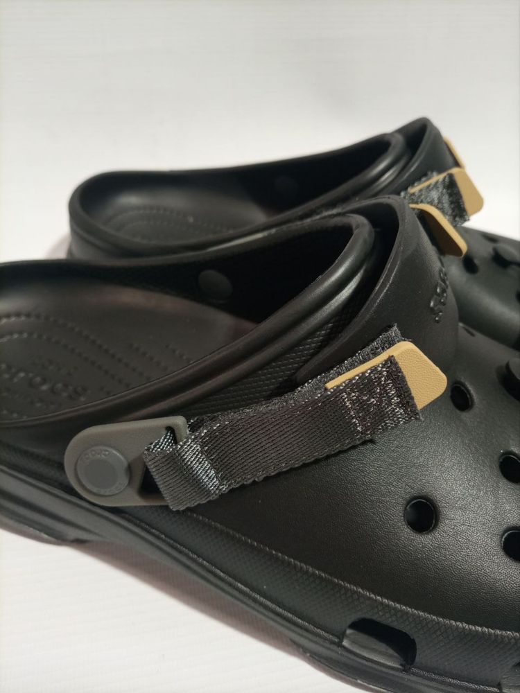 Крокси оригінальні Crocs тапки резинові нові літо шльопанці Clog