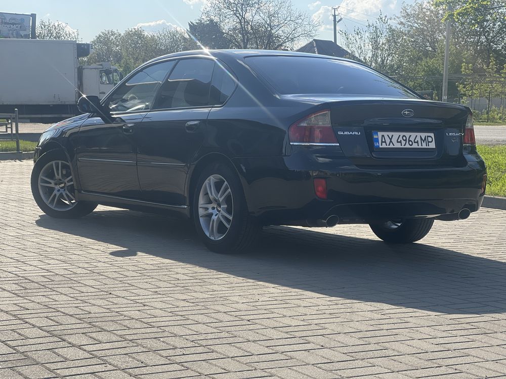 Subaru legacy доглянута