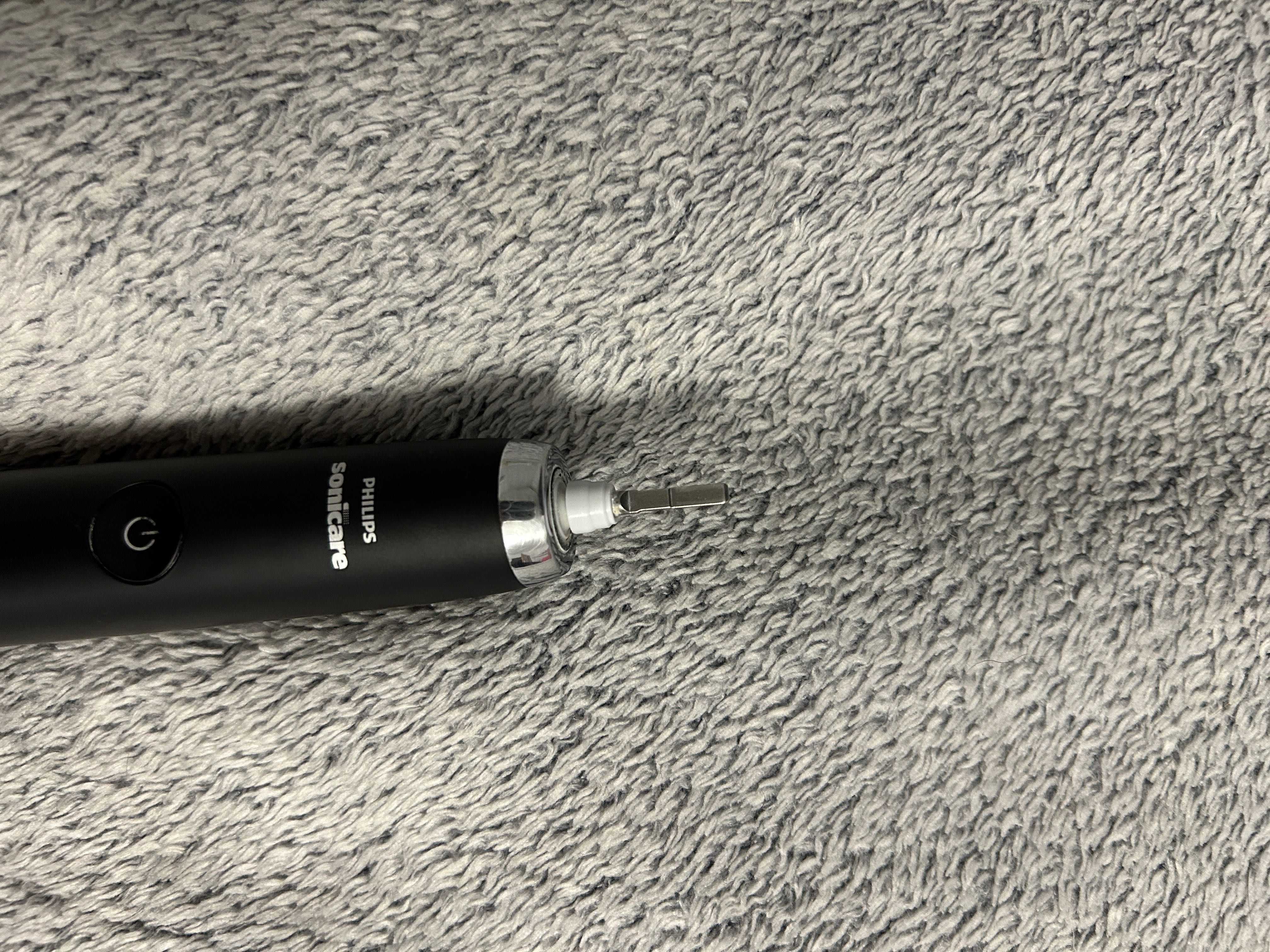 Philips Sonicare DiamondClean HX9100 – szczoteczka + ładowarka + etui