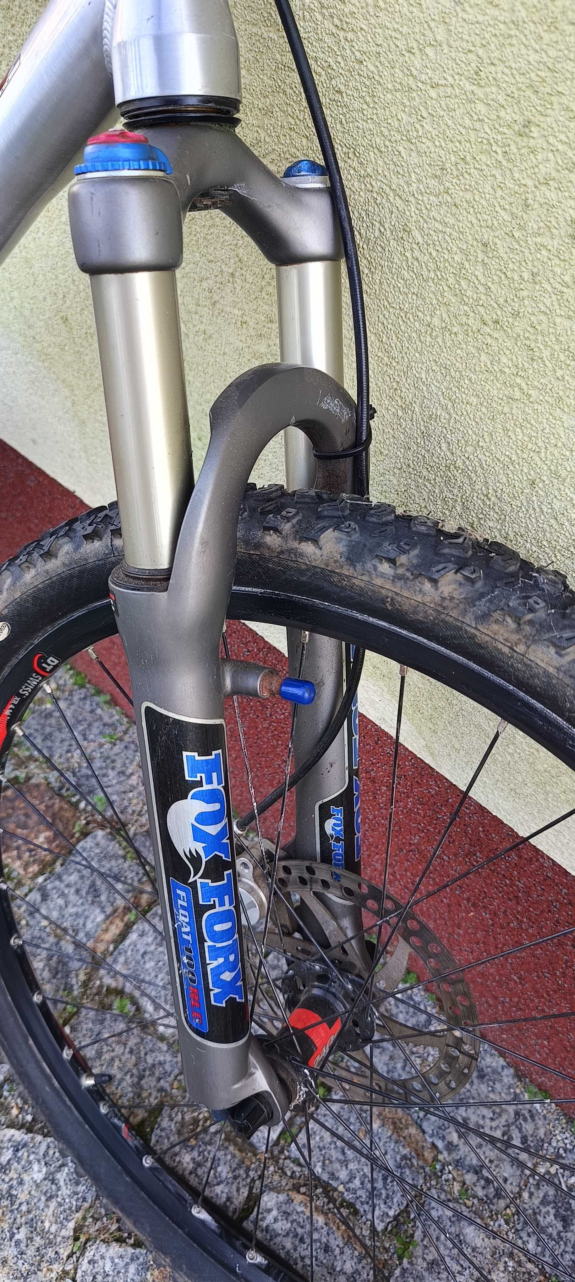 Rotwild carbon, Fox, DT Swiss 240s, HOPE, Sram X0, Race Face -dawca