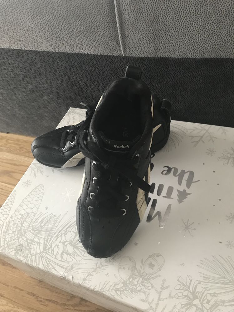 Buty chłopięce, adidasy Reebok 31