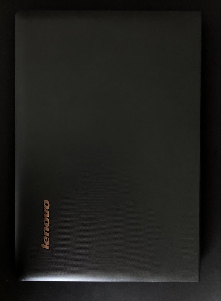 Laptop Lenovo Essential