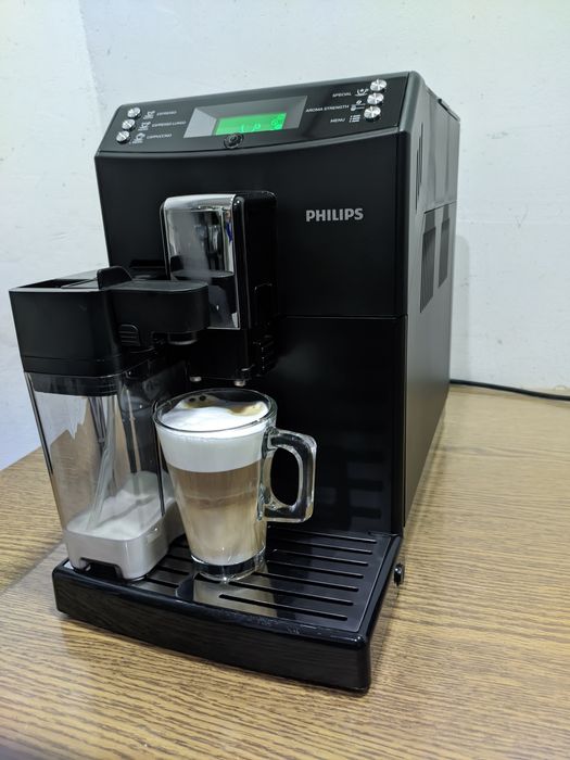 Кавоварка Philips Saeco Minuto Cappuccino