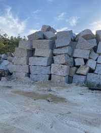 Pedra de alvernaria para muros e outros fins