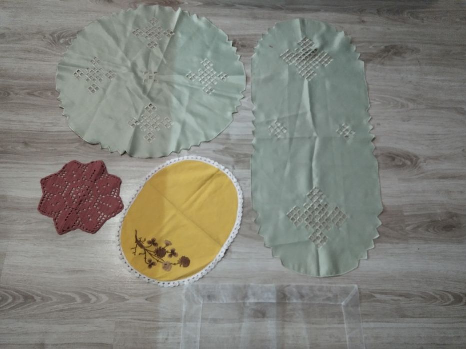 Obrusy/bieżniki/serwetki - zestaw