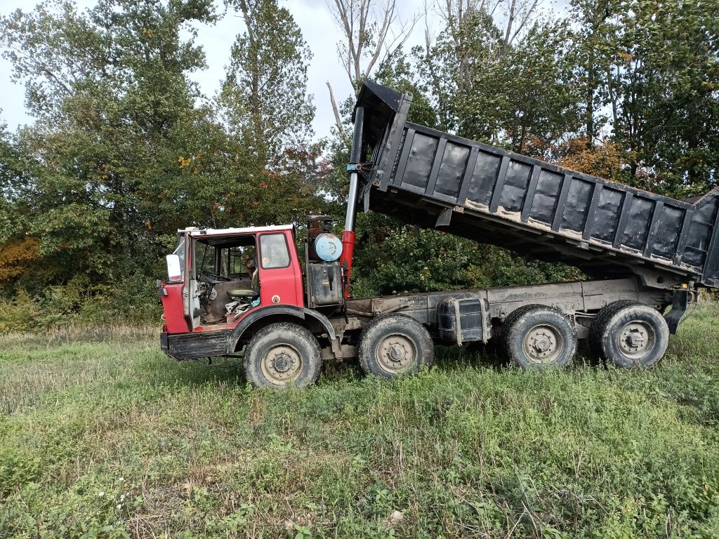 Tatra 813 KOLOS  wywrotka 8x8