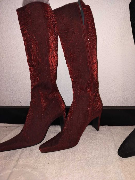 Botas para senhora vermelho e preto