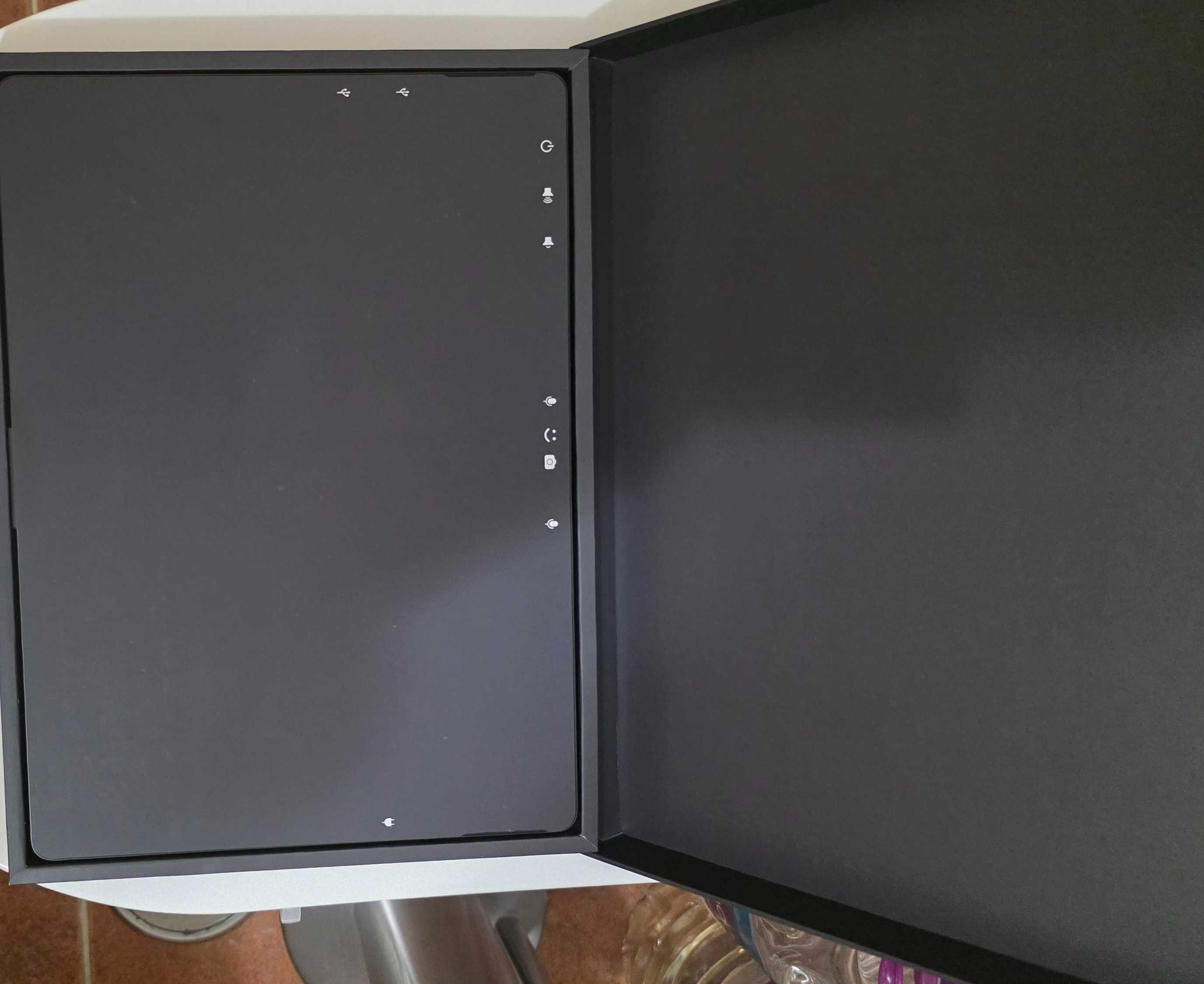Microsoft surface pro snapdragon X Plus