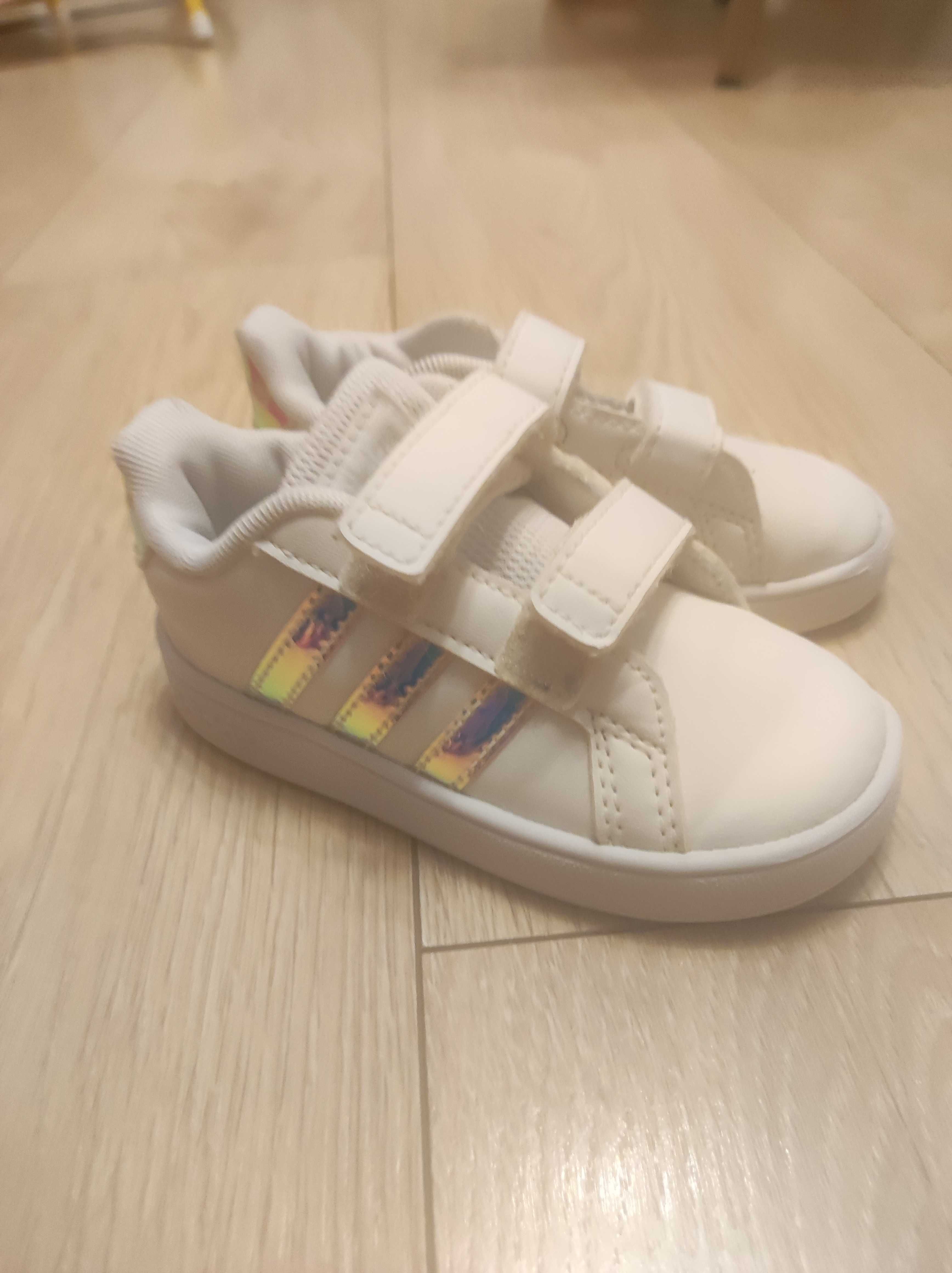 Buty dziecięce Adidas