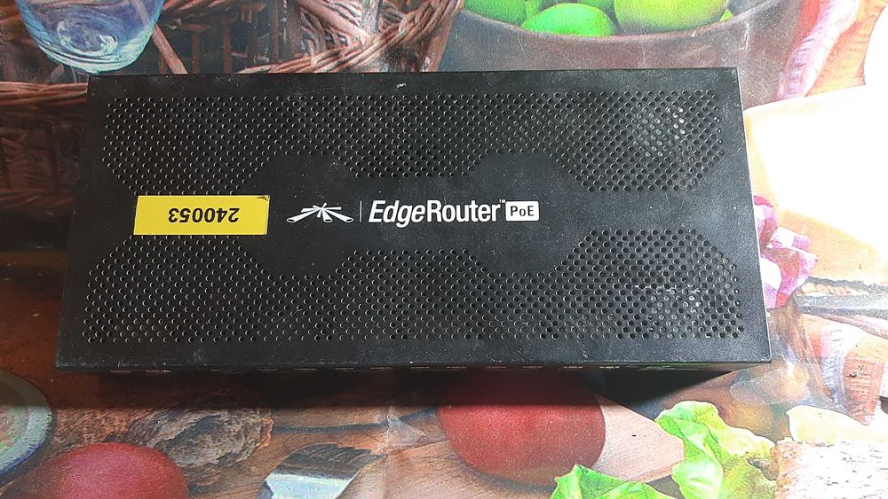 Роутер EdgeRouter POE модель ERPoe-5