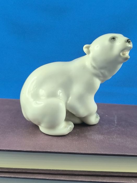 Niedźwiedź polarny Łomonosow LFZ #porcelana #ZSRR #Rosja #ozdoba