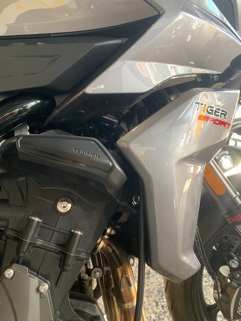 Triumph Tiger Sport 660 Irrepreensível com Extras 13504 Kms