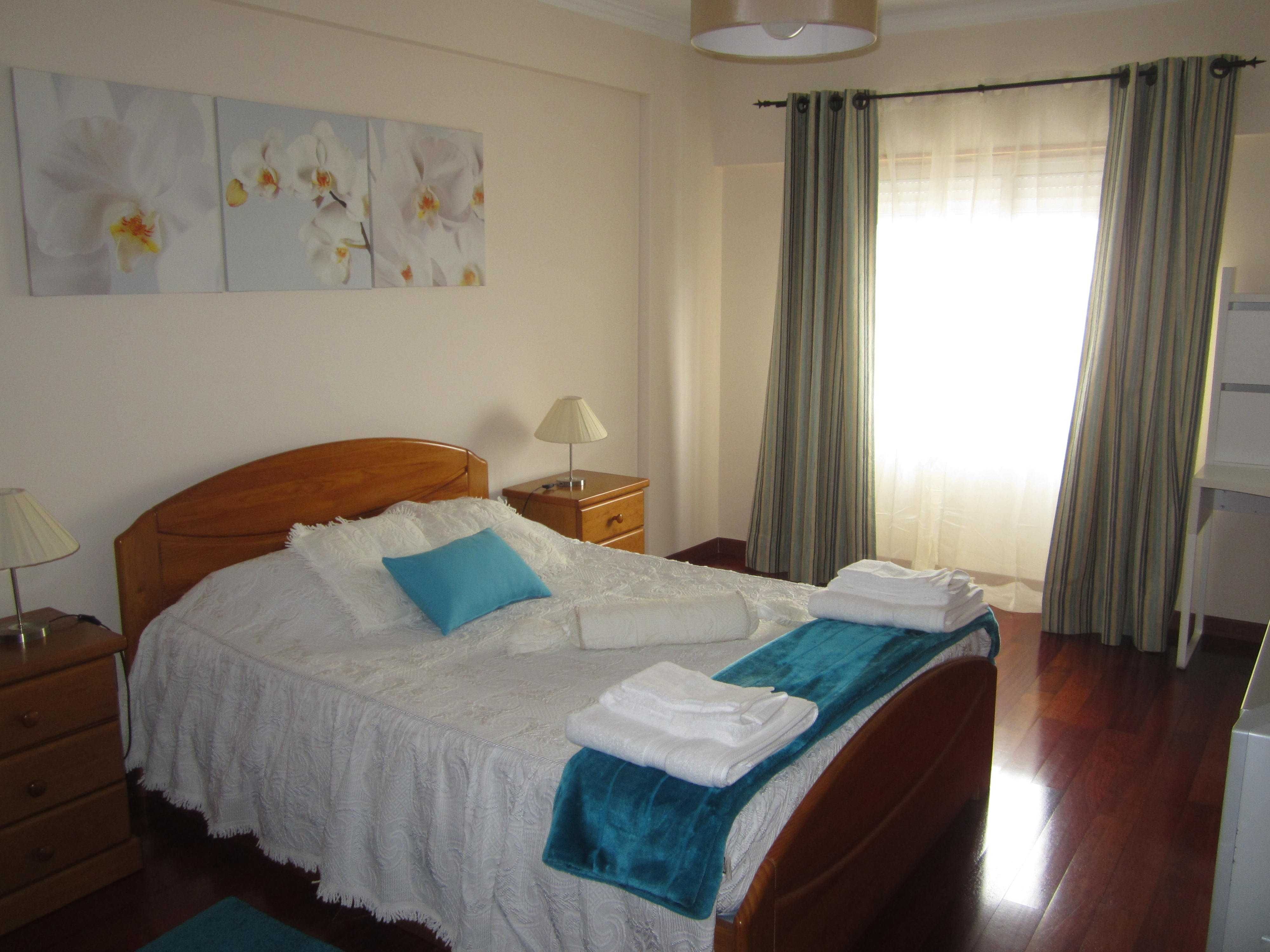 AL - Apartamento  T2 em Massamá para férias;