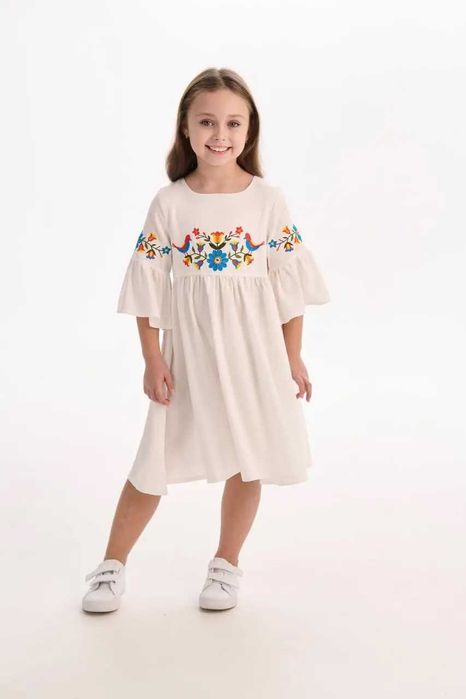 Suknia z haftem dla dziewczynki len z bawełną r.110 (są inne rozmiary)