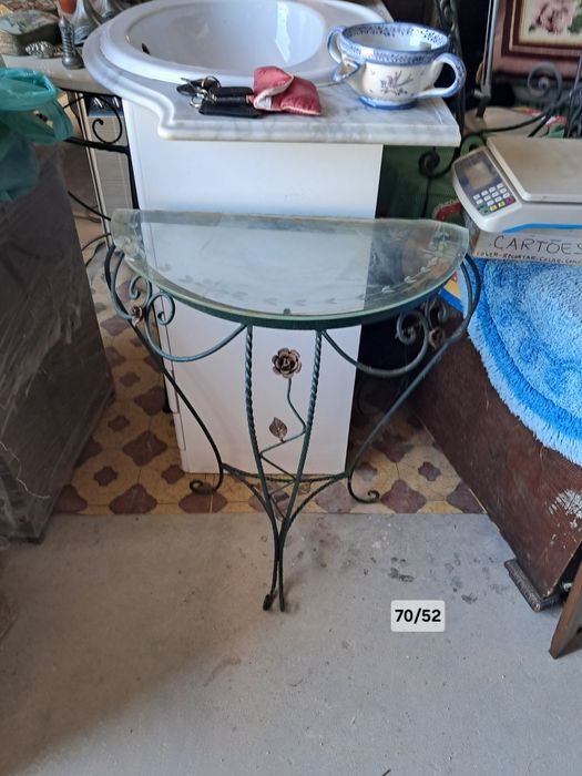 Mesa de ferro vintage