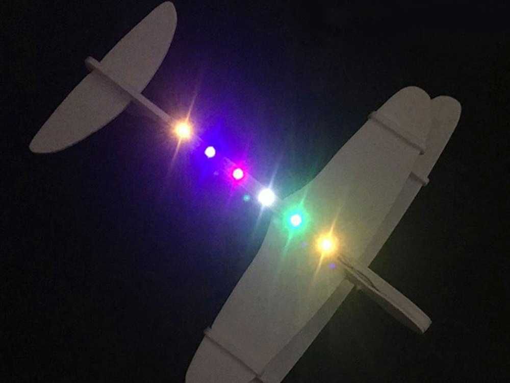 Samolot styropianowy latający piankowy USB LED szybowiec rzutka silnik