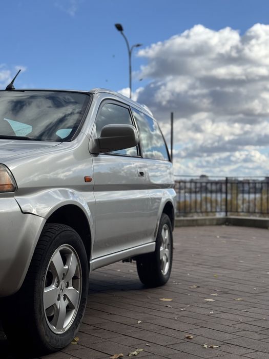 Продам honda hrv 1 1.6 1999р в звʼязку з виїздом закордон