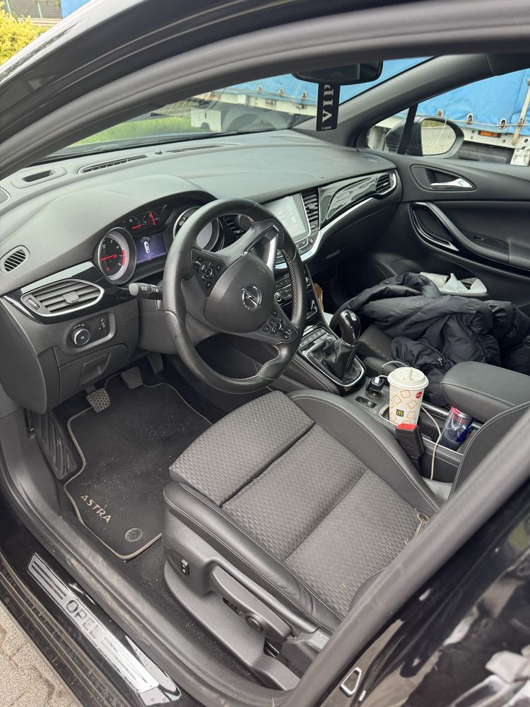 Opel Astra K 1.6 TURBO OPC-Line / Bogate wyposażenie