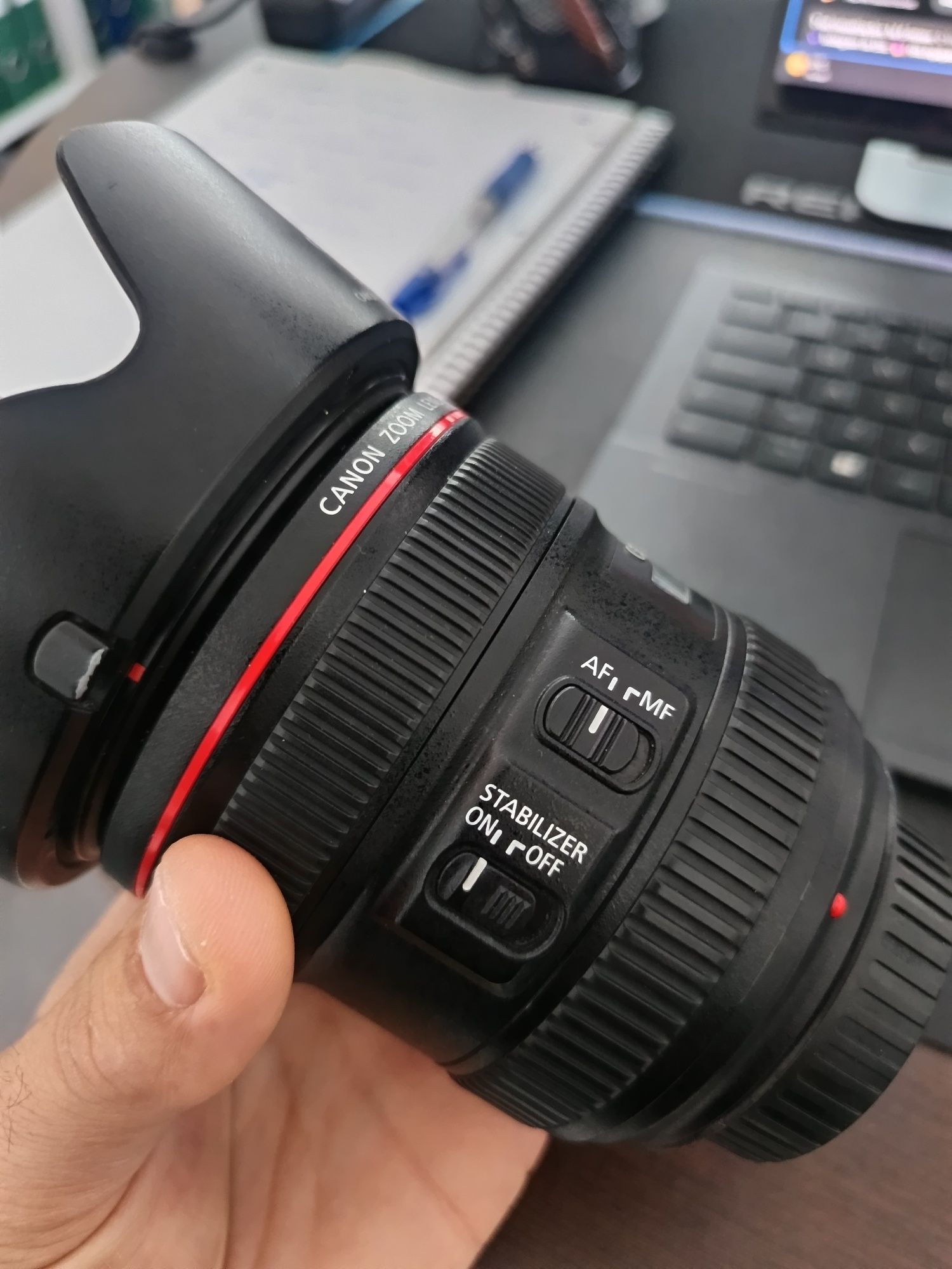 Canon EF 24-70 f/4 L macro