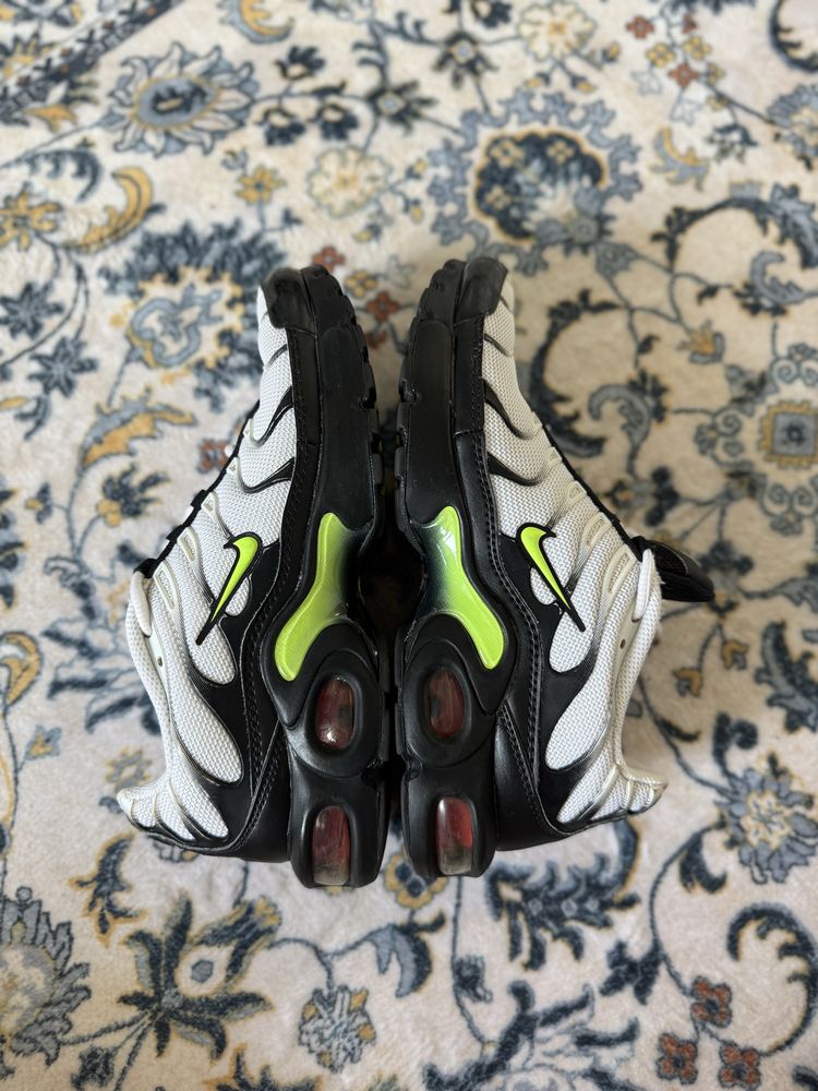 Air Max Plus RF GS 'White Volt'