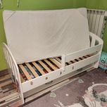 Łóżko dziecięce 140x80 z materacem stan bardzo dobry