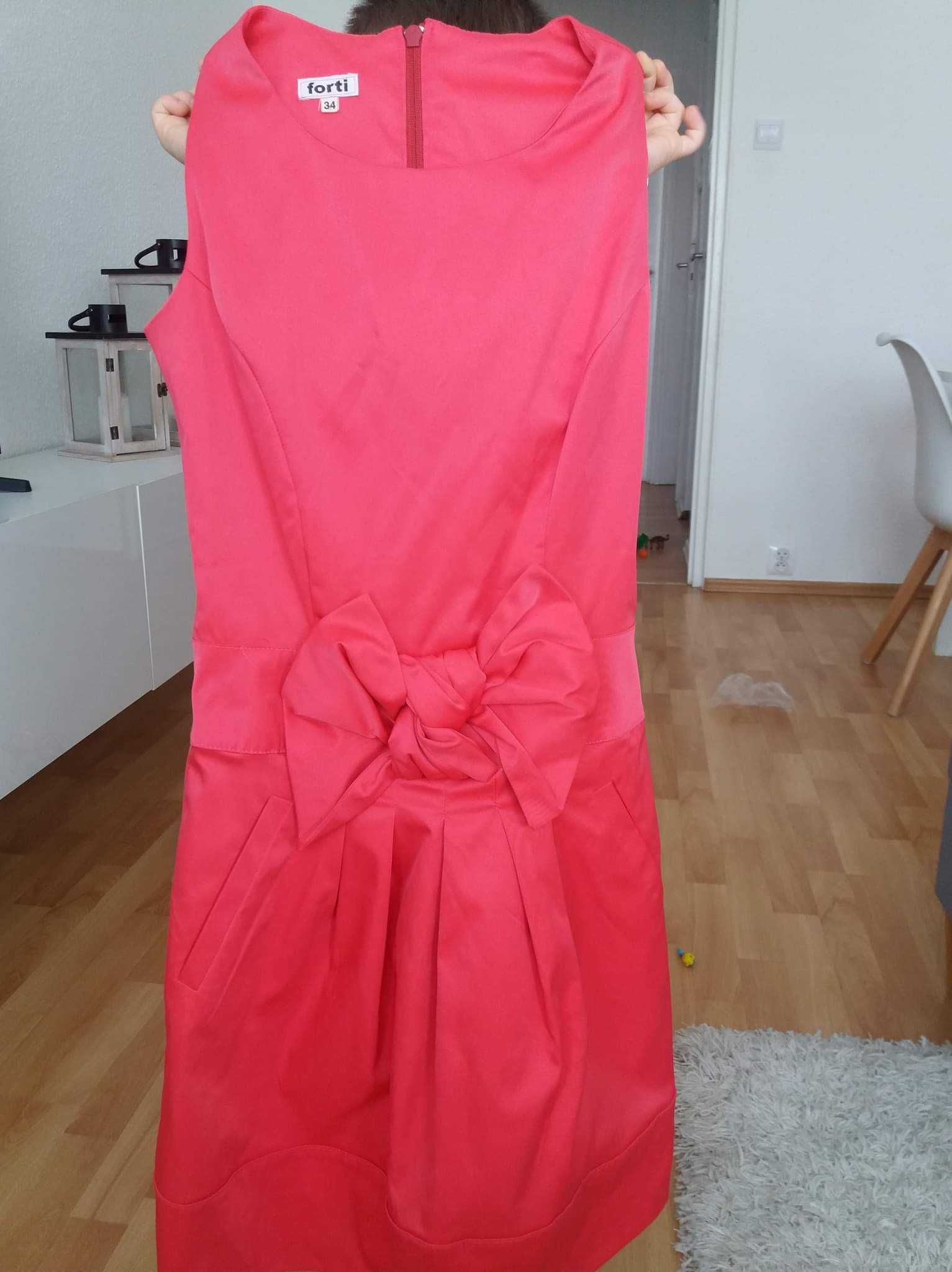 Sukienka różowa xs wygodna