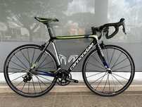 Bicicleta de estrada Cannondale - rodas mavic