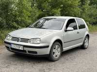 Volkswagen Golf 4