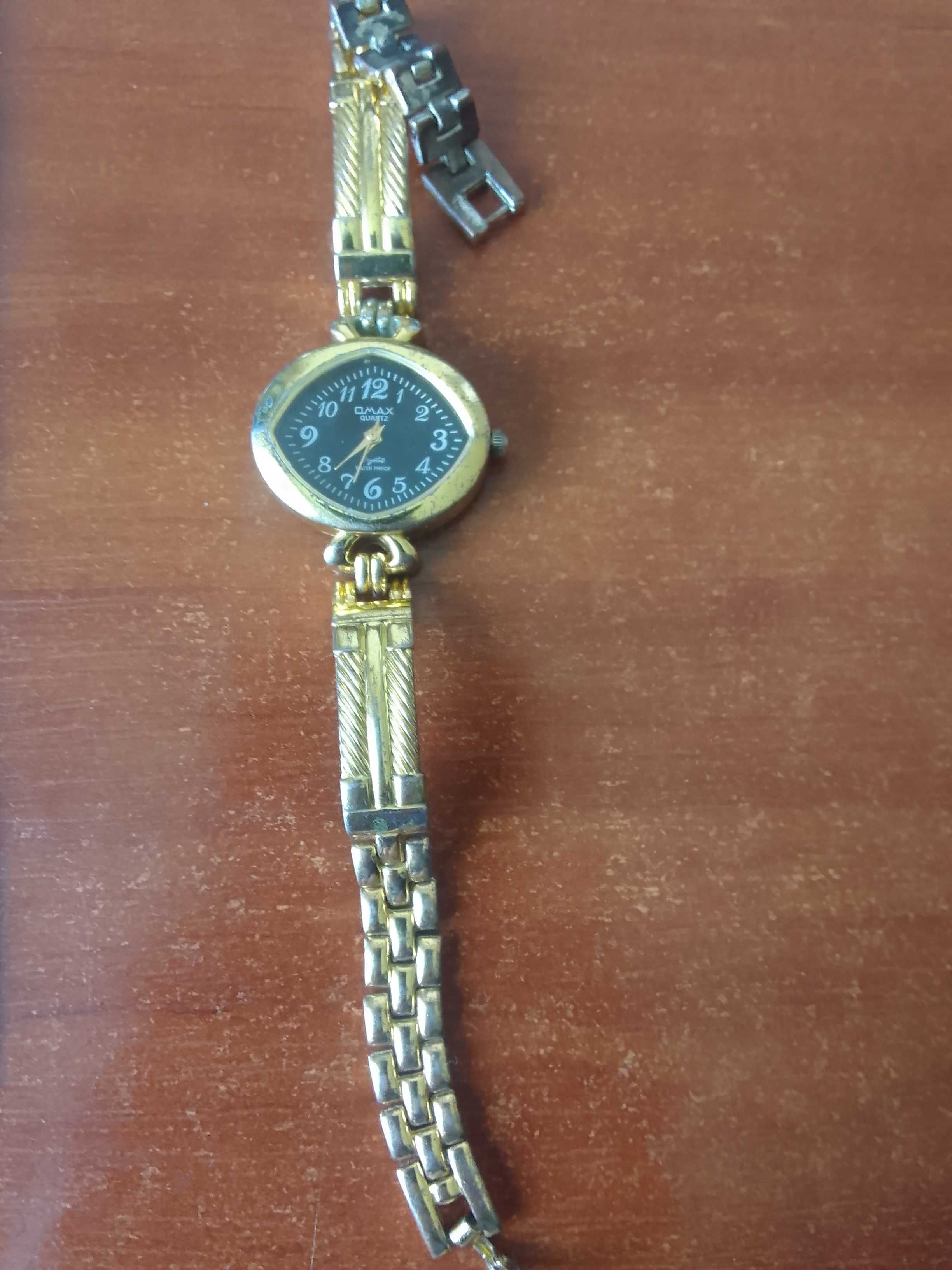 годинник робочий ,,OMAX.. з  браслетом