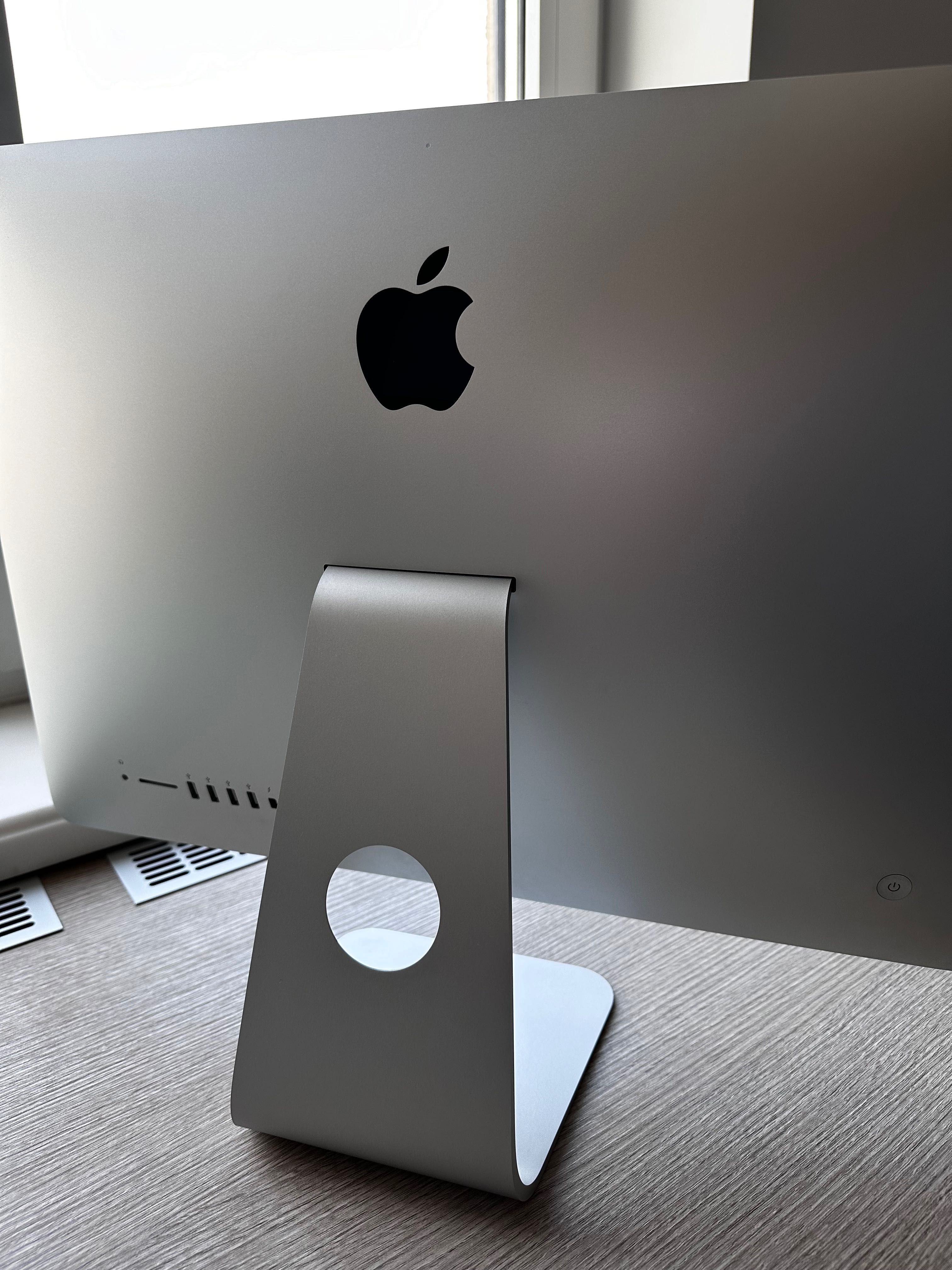 iMac 21.5 Retina 4K core i7/16Gb/1Tb + keyboard+mouse late 2015
