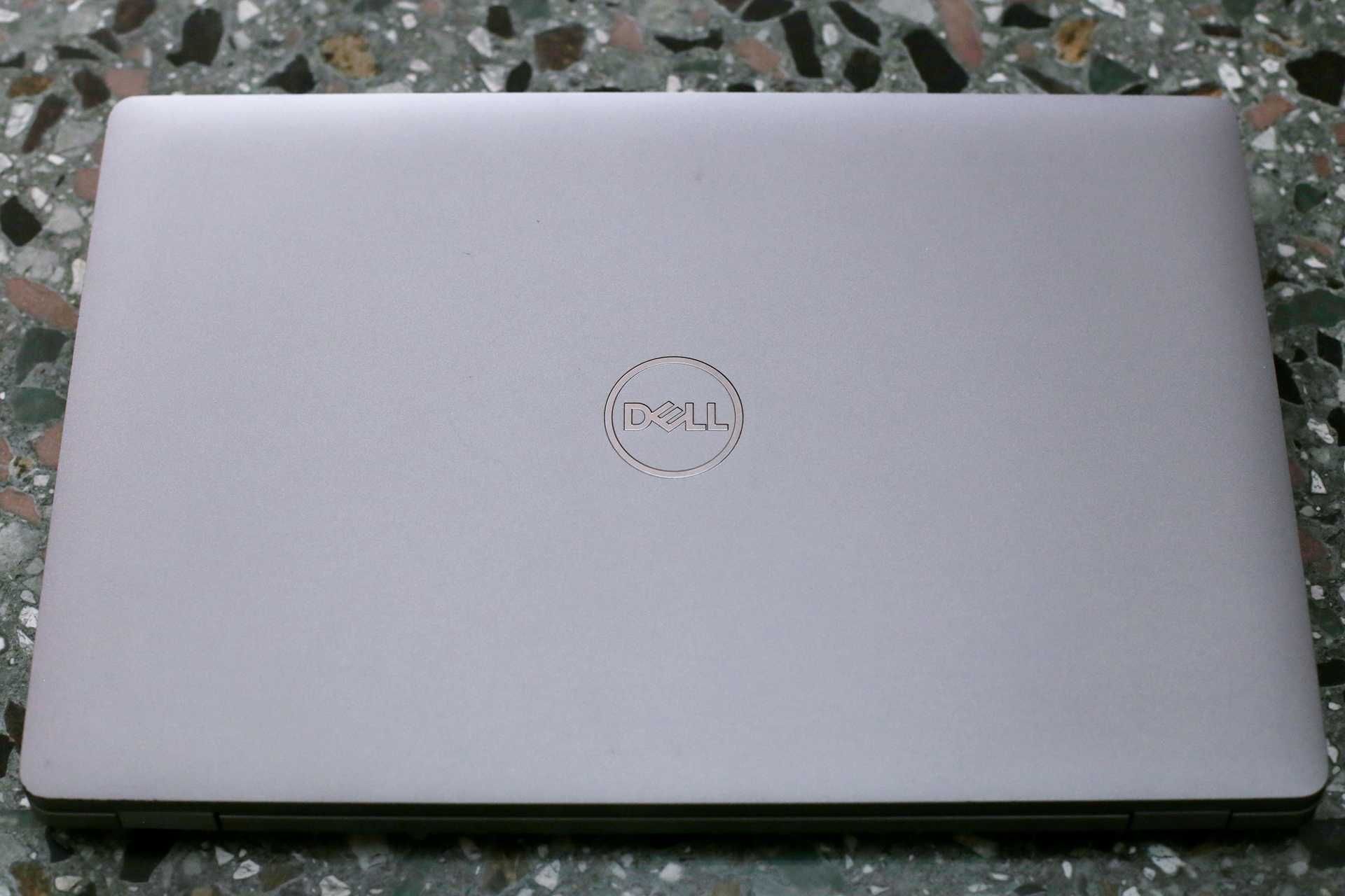 Ігровий Dell 5511 15.6" i5-10400H/16Gb/256GB/MX250/FHD IPS