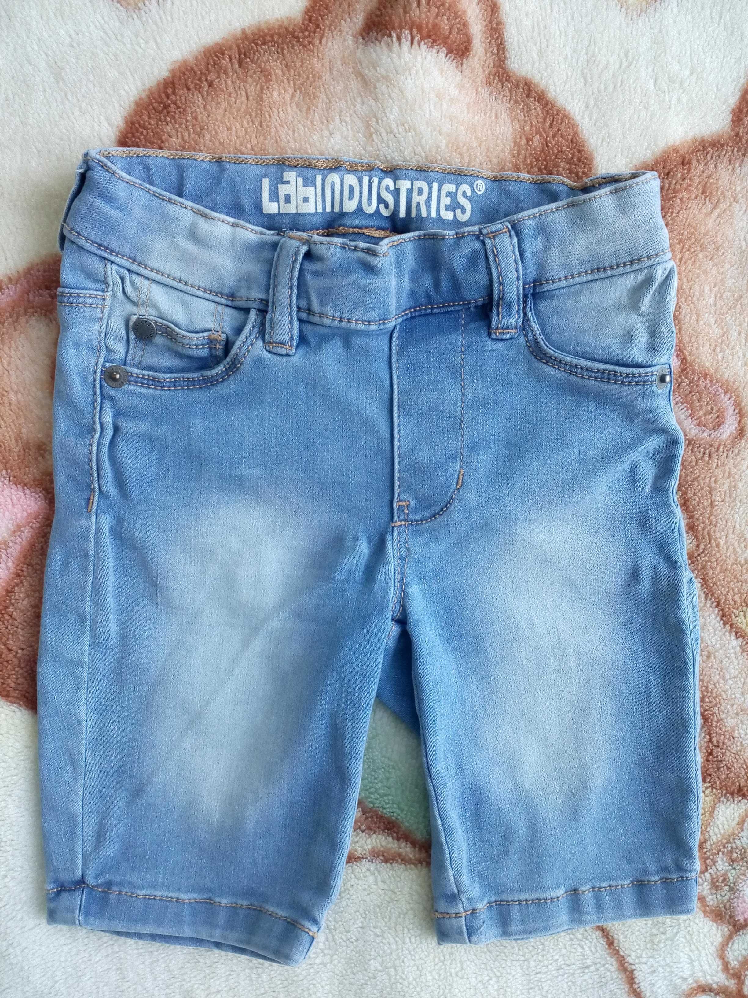 Regulowane krótkie spodenki szorty jeansowe 98 jeansy jak nowe