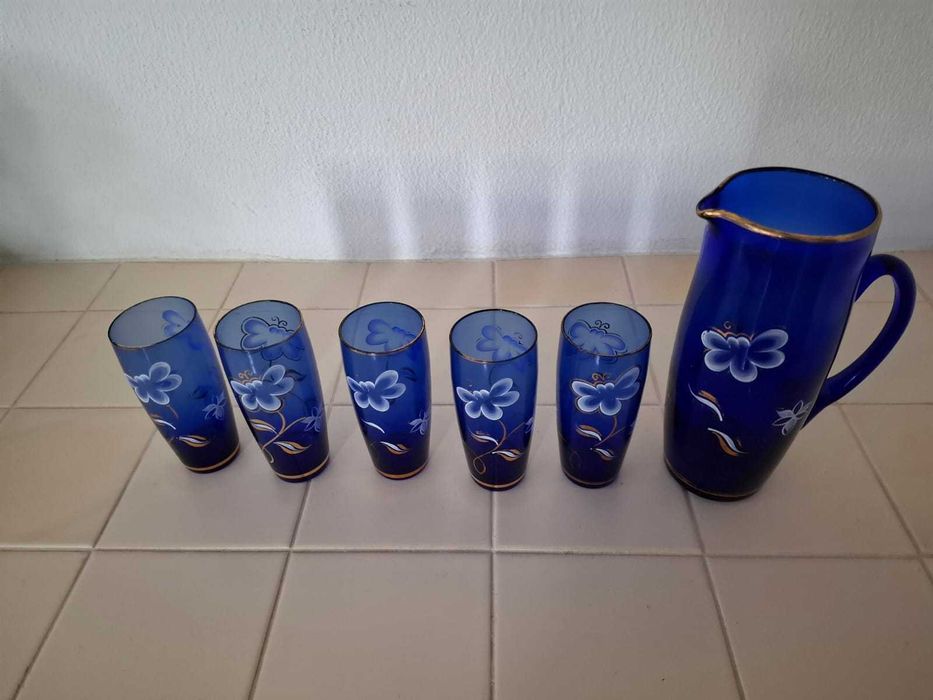 Loiça azul antiga decorativa