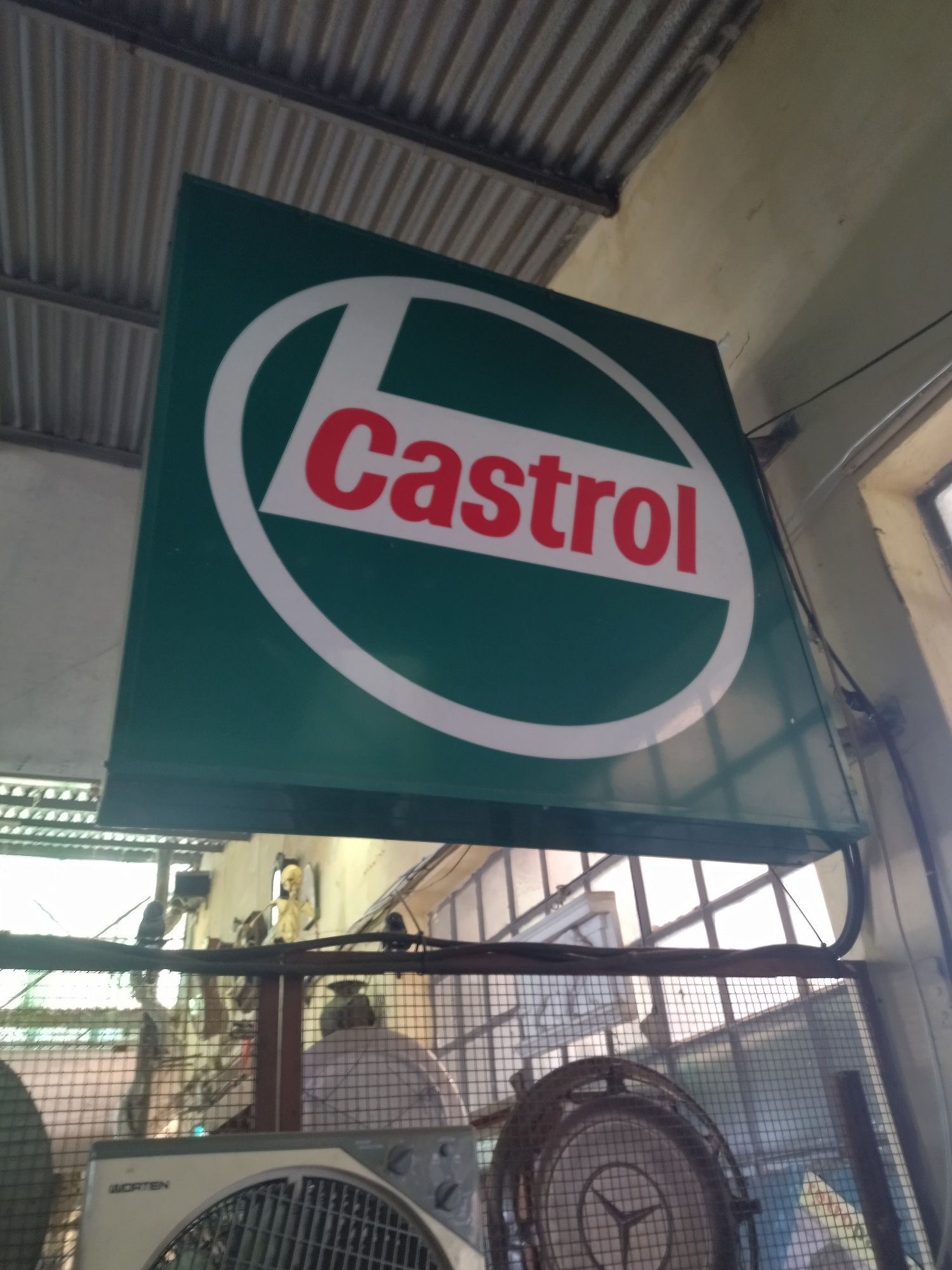 Castrol - Publicidade Luminosa original