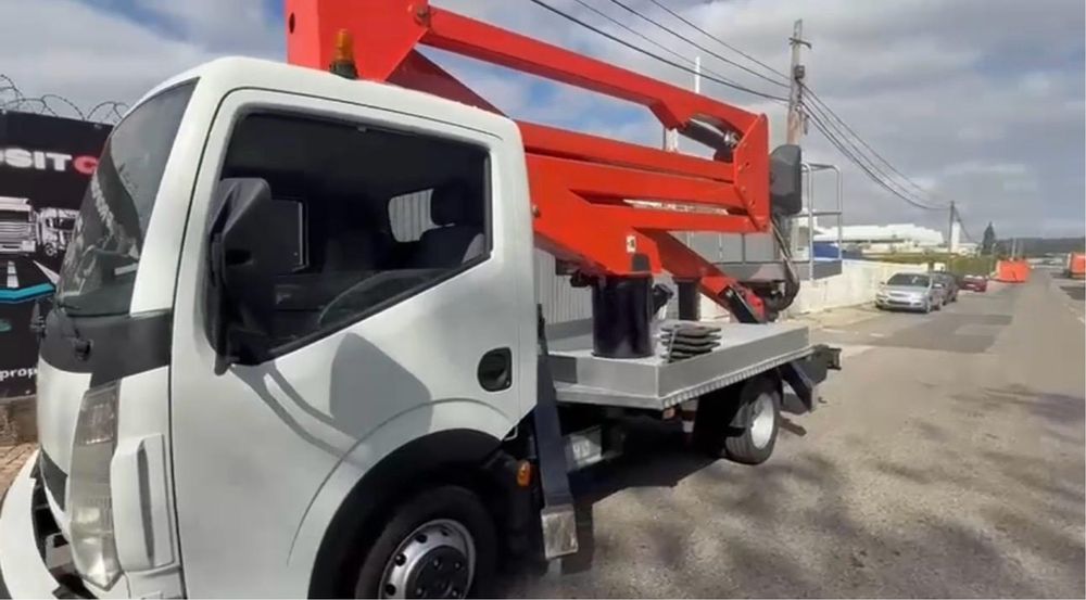 RENAULT MAXITY 130cv GRUA CESTO 23 METROS APENAS 70.000km OPORTUNIDADE