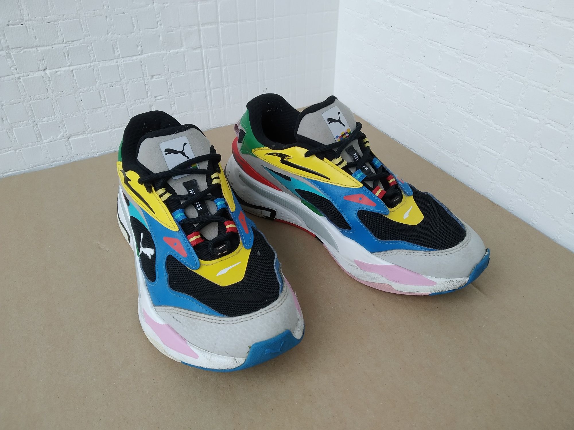 Оригінал кросівки PUMA кольоровіі б/в