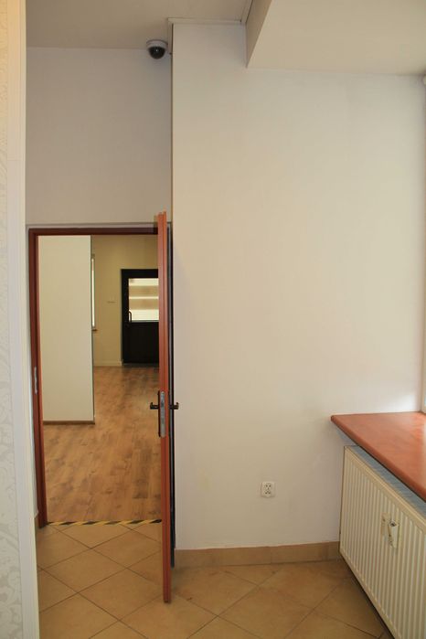 lokal handlowo-usługowy 64 m2