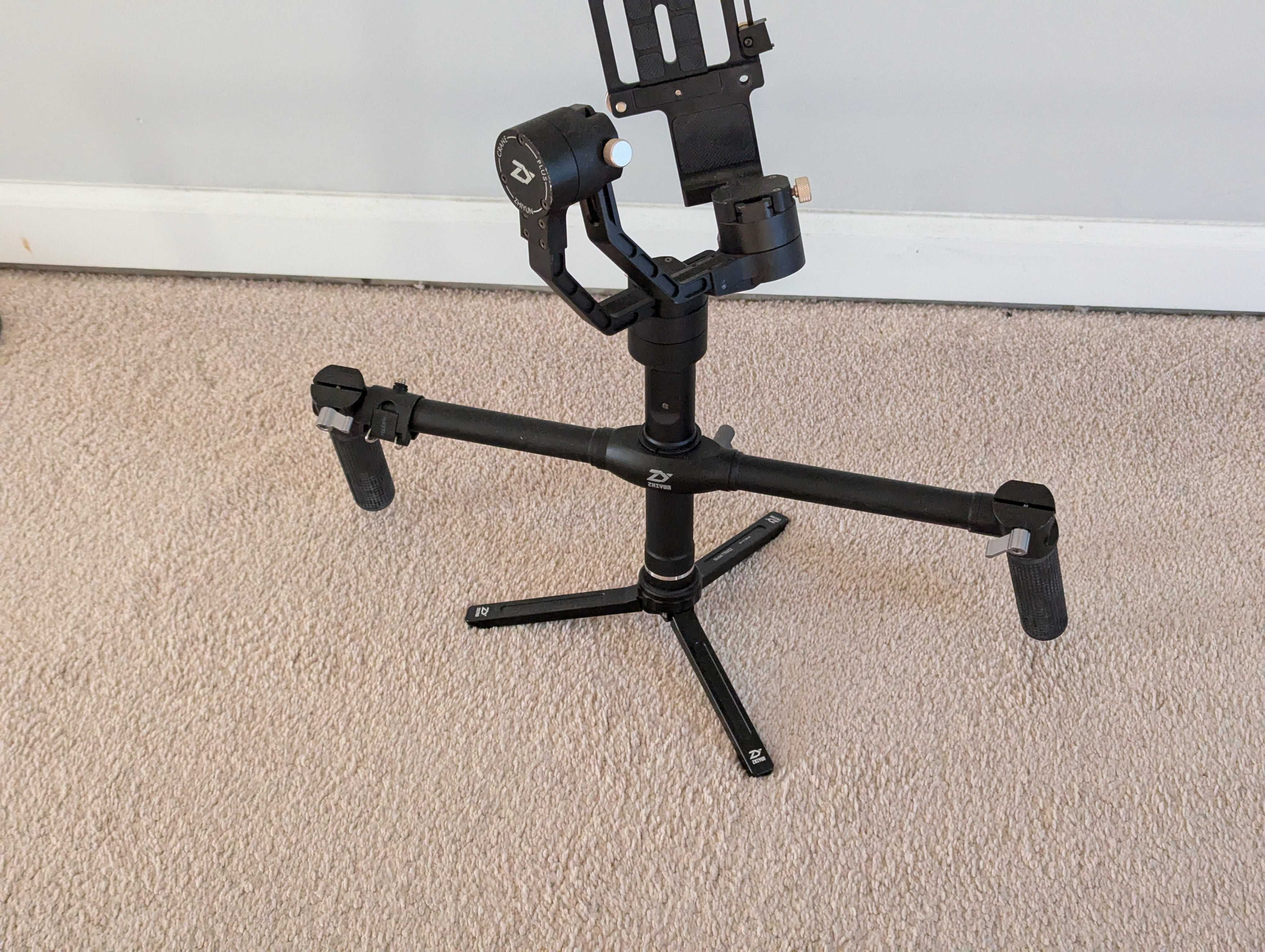 Gimbal Zhiyun Crane Plus + Uchwyt