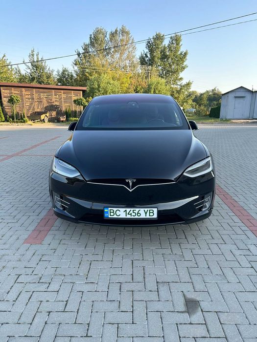 Tesla Model X Dual Motor 2017 Європа