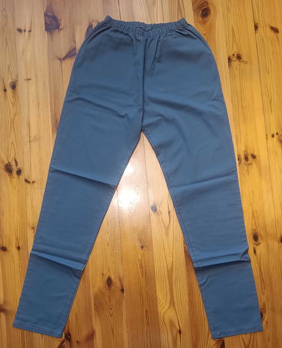 Spodnie medyczne damskie